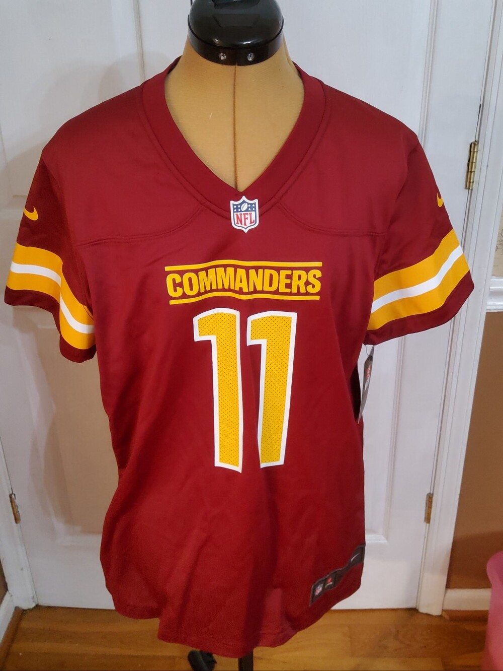 Nike Washington Commanders Carson Wentz #11 Jersey Men’s XL NWT